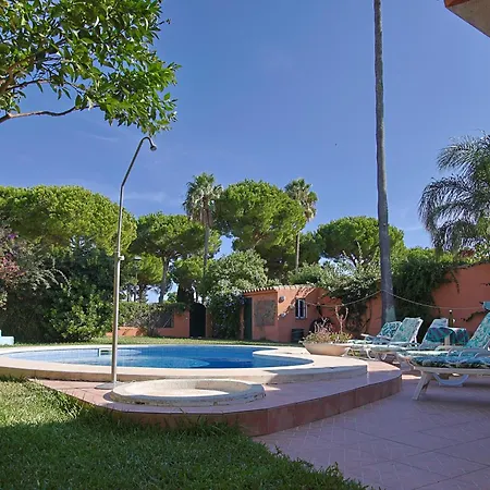 Villa En Vistahermosa Con Piscina Privada *