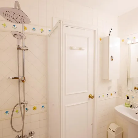 Villa Villa En Vistahermosa Con Piscina Privada *